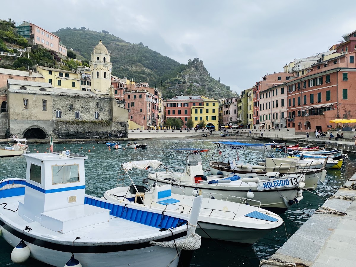 Vernazza harbour and piazza