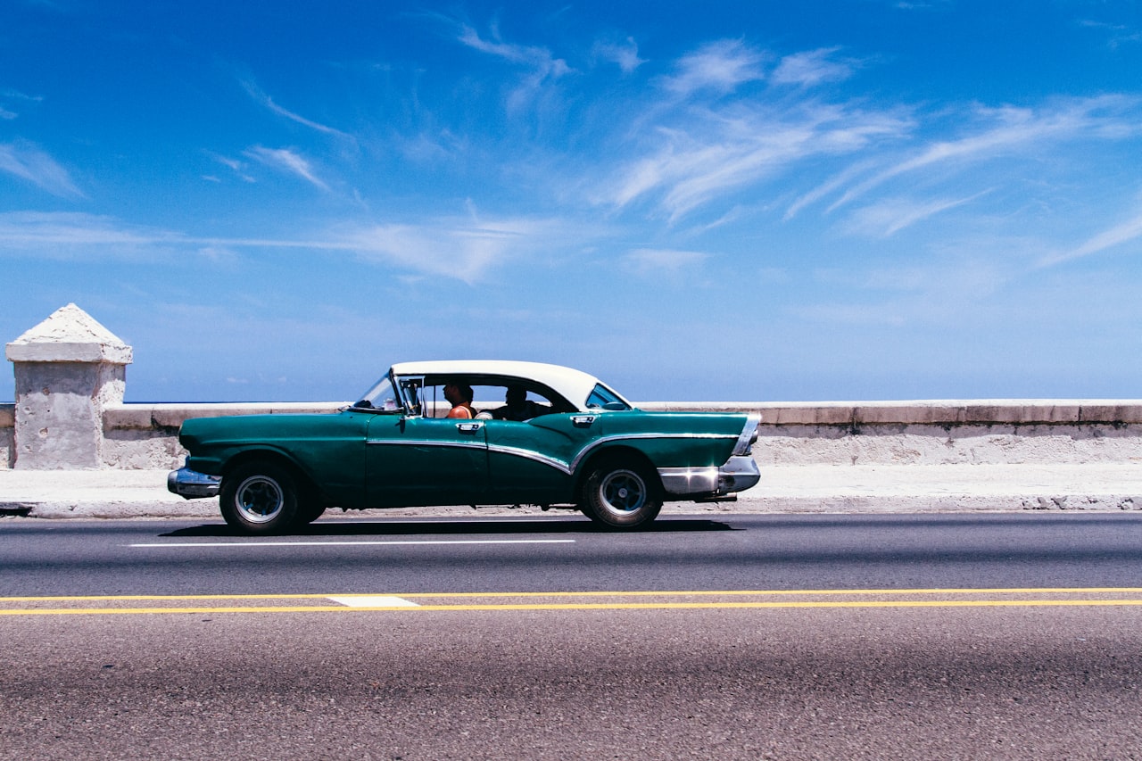 Classic American cars on the Malecon