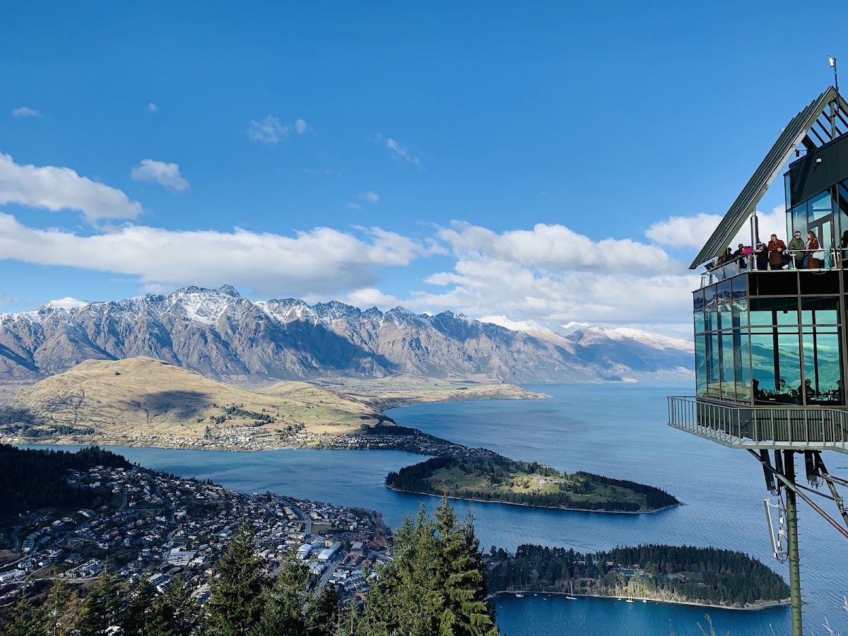 Queenstown and Lake Wakatipu from Bob's Peak