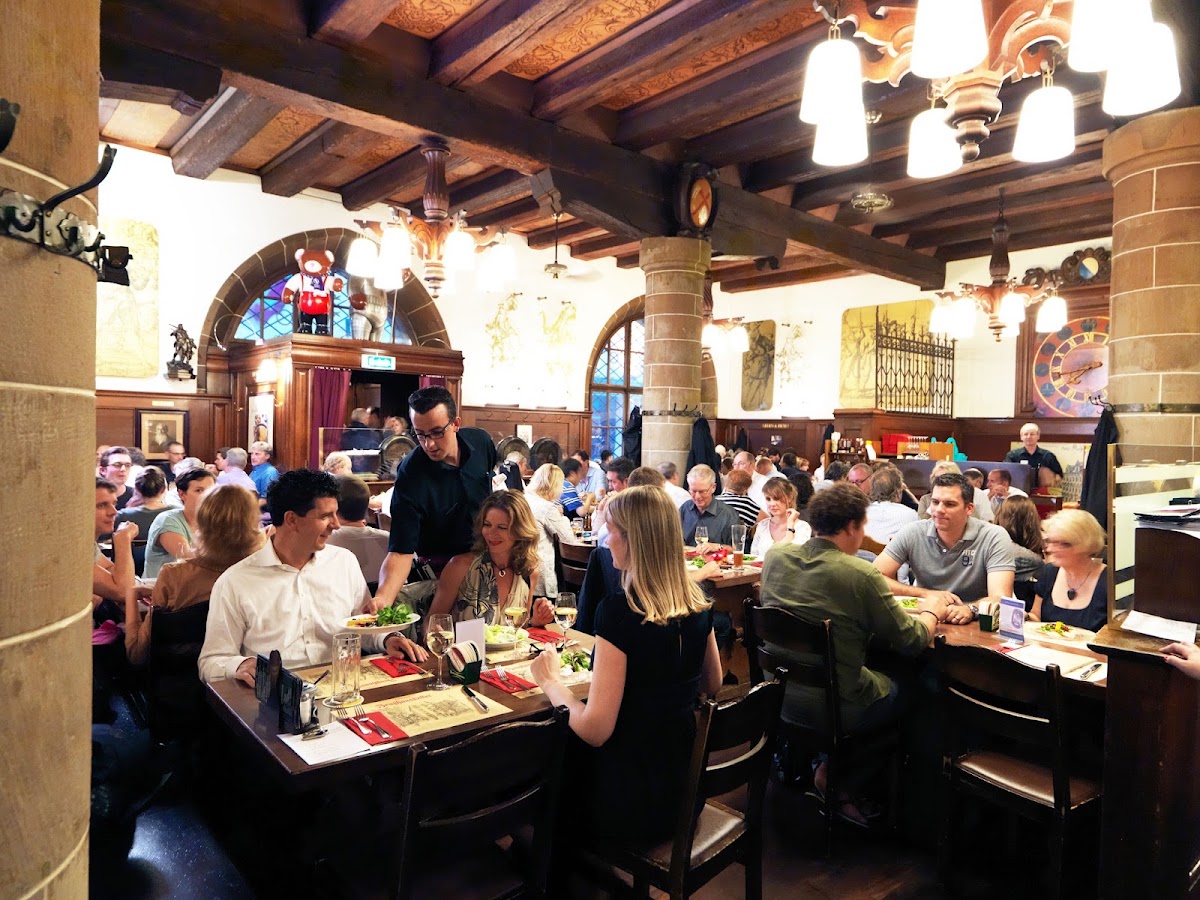 Traditional Zurich restaurant, Altstadt
